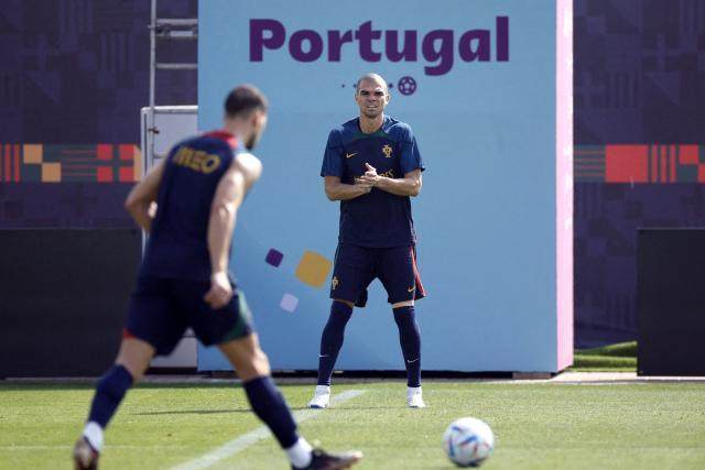 开云APP-佩佩代替骨折佩雷拉首发乌拉圭，B席盛赞同行82