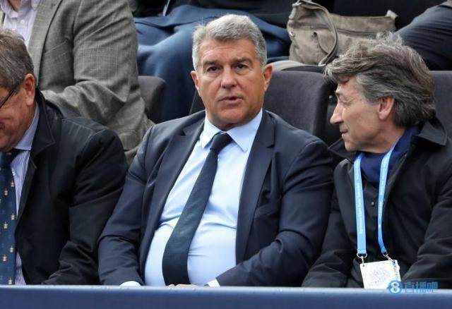 1660417124975017097.jpg 76cd6039-0a01-4579-a929-9de2b9c1a9ea.jpg